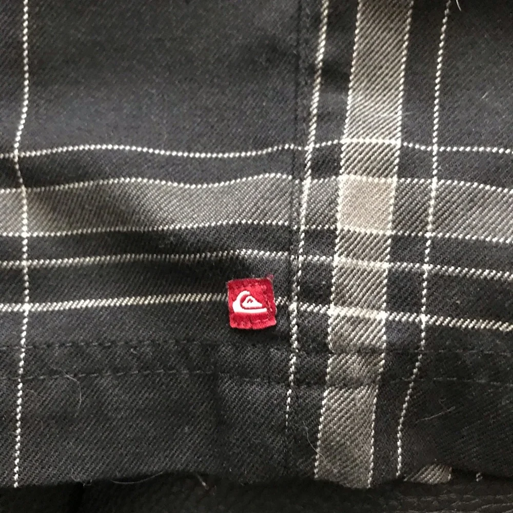 Quiksilver Short Sz 33